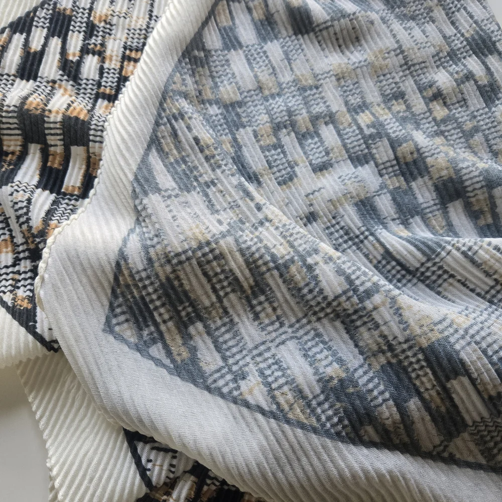 Elegant Checked Silk-Feel Scarf in Black, White & Gold